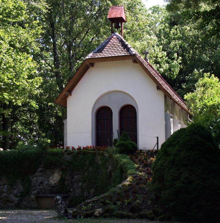 Landhotel Zur Kanne Neresheim Exterior photo