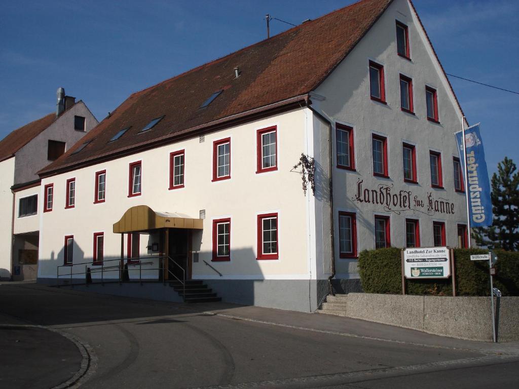 Landhotel Zur Kanne Neresheim Exterior photo
